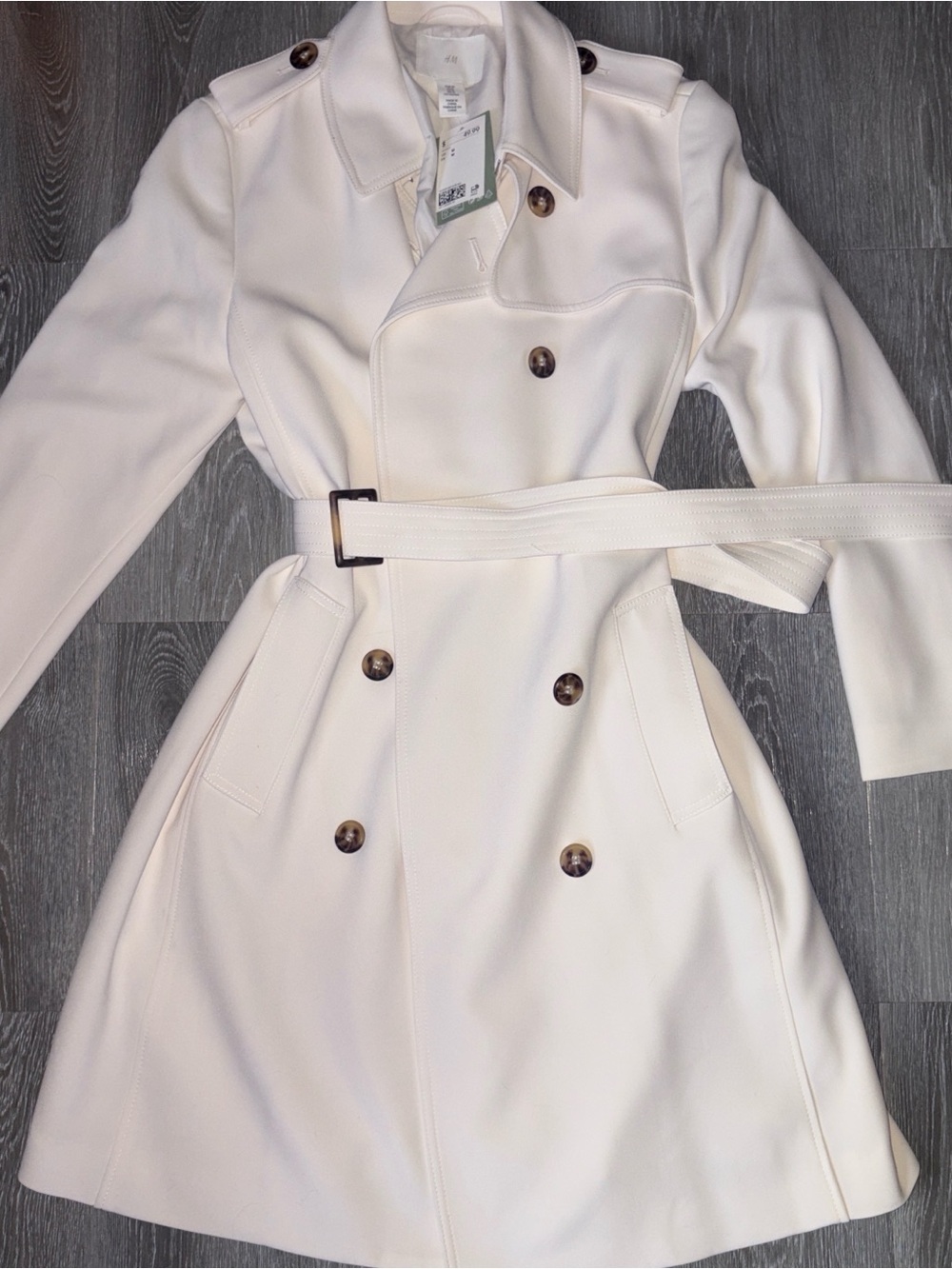 NWT Classic White Double-Breasted Trench with Belt